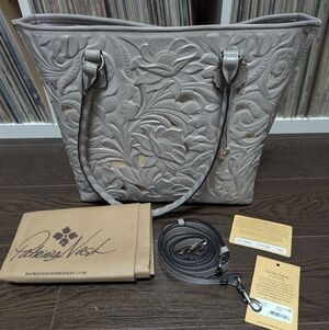 Patricia Nash Adeline Tote (Gray / Silver/